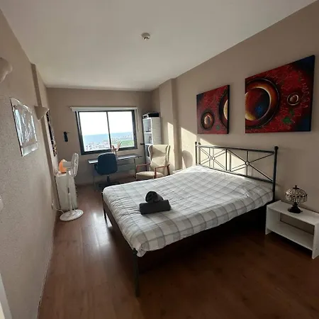 Apto Increible, Acogedor, Luminoso De Ambiente Muy Relajante Con Excelentes Vistas Y Servicios/ Amazing With Sunset Lovely Views אדחה