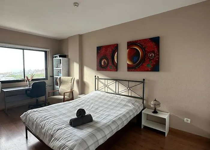 Sunset Haven: Amazing With Relaxing Ambiance And Scenic Views