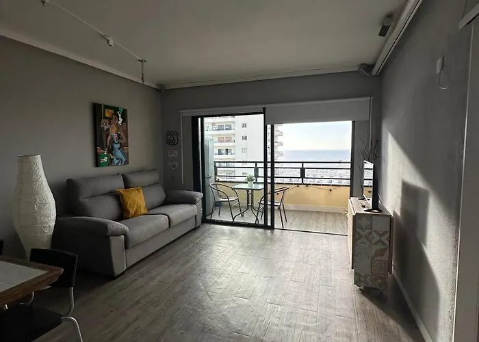 Apartment Sunset Haven: Amazing With Relaxing Ambiance And Scenic Views